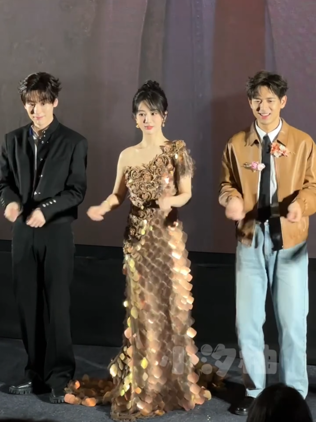 #FlourishedPeony joined APT dance challenge 🤭💜  #YangZi #LiXian #WeiZheMing 