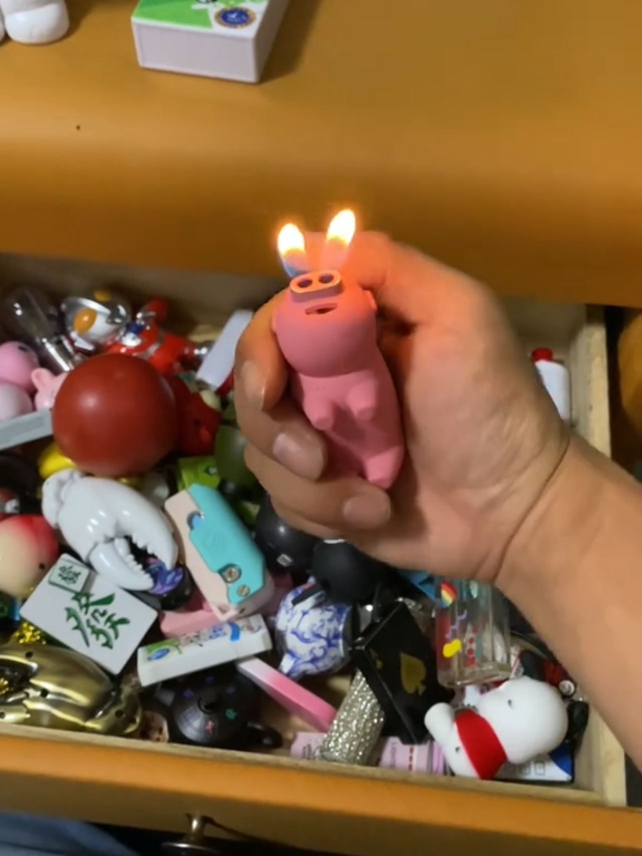 #amazinglighters #foryoupage #TikTokShop #giftideas #gift #viral #pocketlighter #lighter #cutelighters #kidtoys #cute #tiktokmademebuyit #kuromi #tiktikshop 