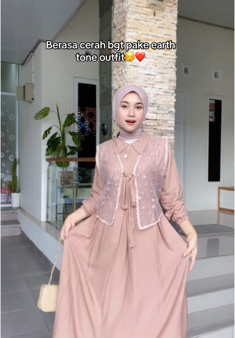 Trend lebaran 2025 gasii😋 #outfitlebaran2025 #fyp #gamiskekinian 