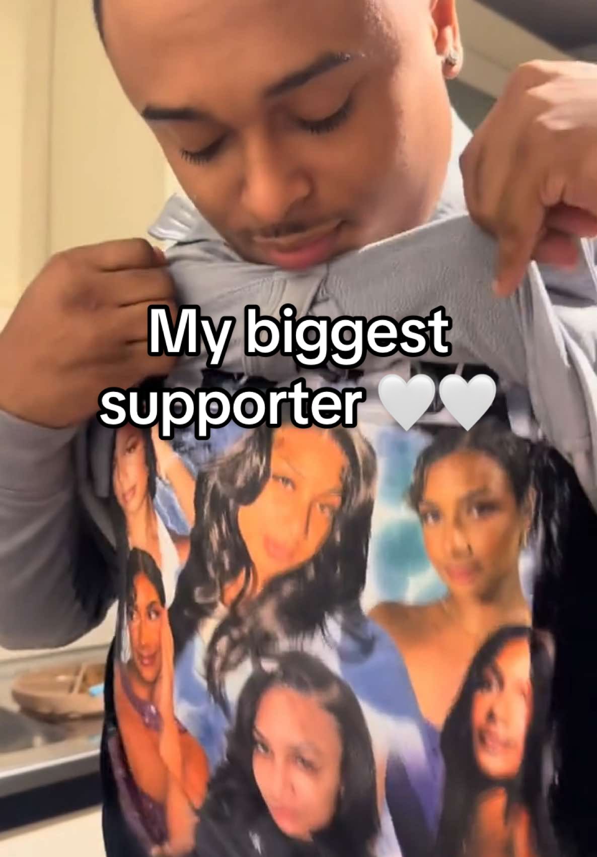 Not him secretly wearing this top all day 🥹🥰🤣 love the support babe 😘 #fyp #bfgoals #thetraitors #support #FamilyFun #loveyou 