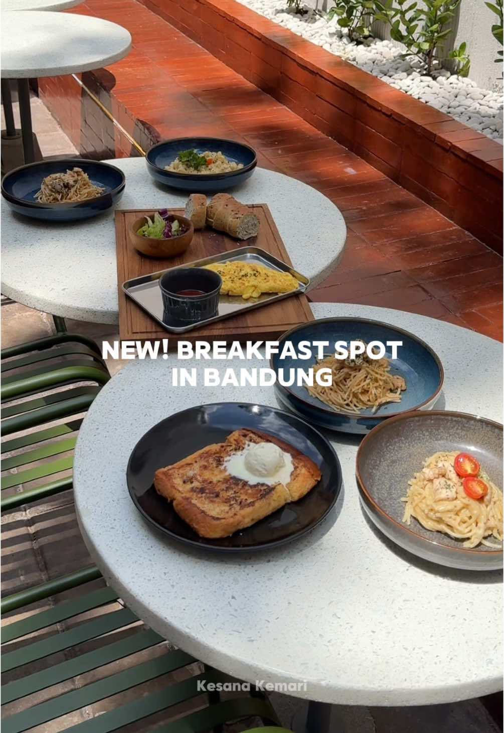 NEW!! Breakfast spot yang makanannya enak-enak di Bandung! #breakfast #sarapan #sarapanpagi #sarapanbandung #parma #spotsarapan #dessert #TTPetualangNewbie 