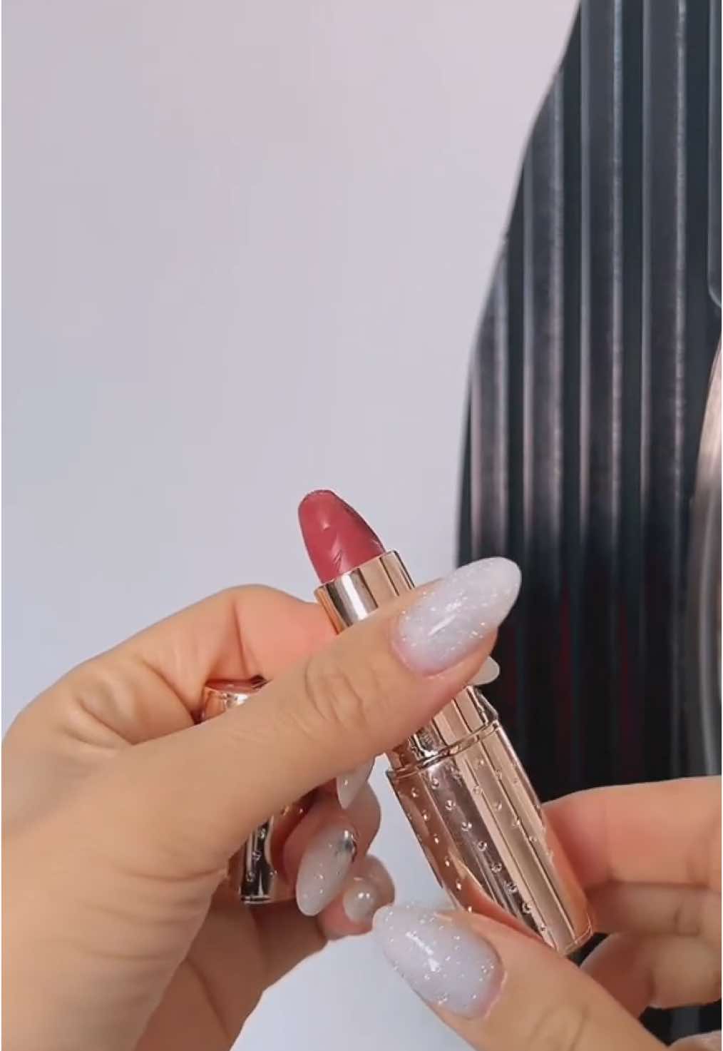 #charlotte  #charlottetilburymakeup  #charlottemrkisses  #mrskisses  yumuşacık sürüm , mat görünüm ancak hiç kurutmuyor nefis 🤌🏽 #lookoflove 