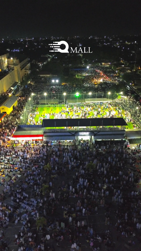 MOMENT JAMAAH HAUL SEKUMPUL KE 20 (2025) DI Q Mall BANJARBARU KALIMANTAN SELATAN PADA  5 RAJAB 1446 H / 5 JAN 2025. Video Source : @qmallbanjarbaru  #Sekumpul #Qmall #Mall #QmallBjb #QmallBanjarBaru #DroneView #Haul #Haul20 #GaulKe20 #BanjarBaruNightView #QmallNightView #BanjarPRIDE #KalimantanSelatan #AbahGuruSekumpul #TuanGuruSekumpul 