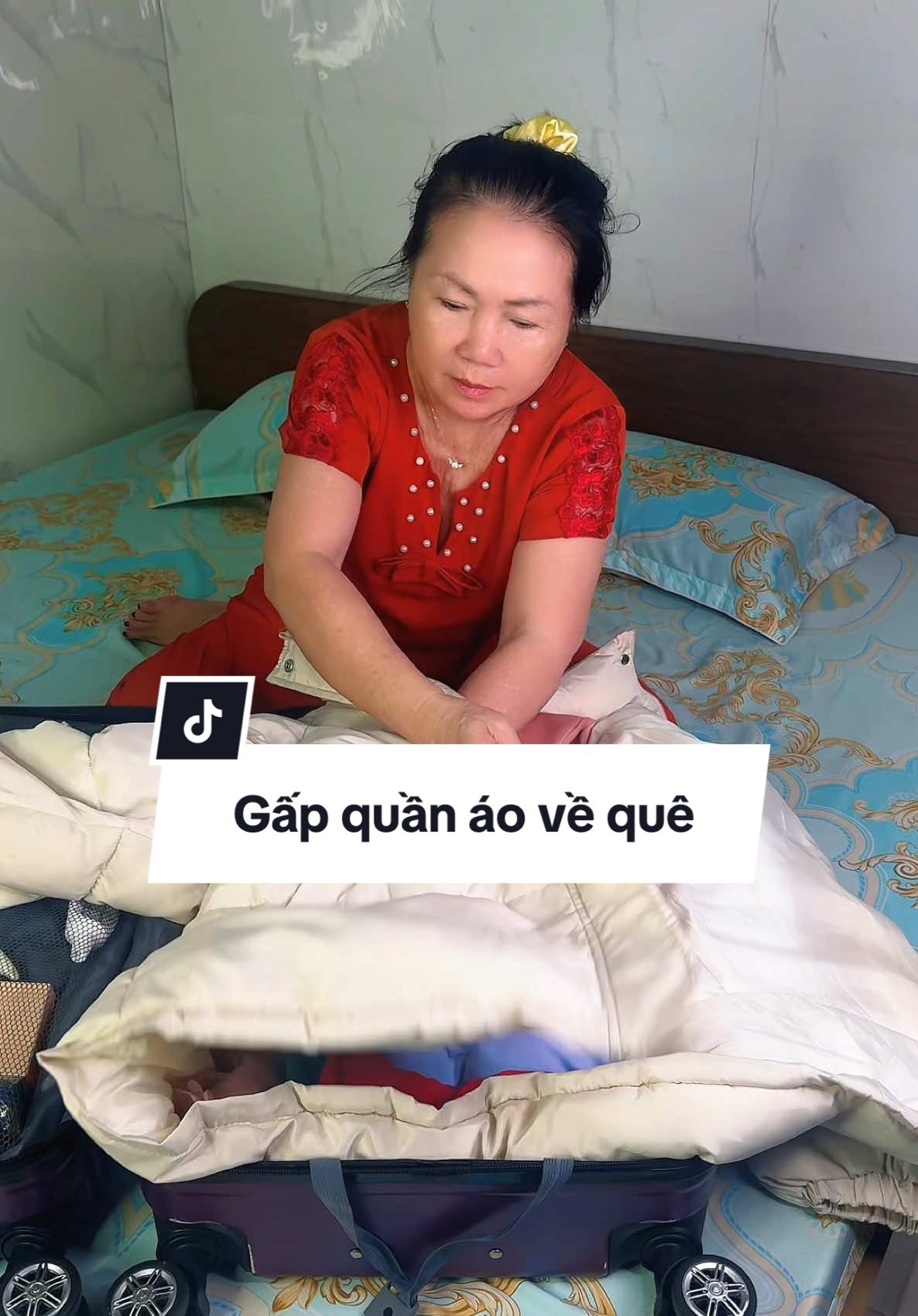 Cách gấp được nhiều quần áo để về quê #mehuonghuong #xemngaymeohay #LearnOnTikTok #xuhuong 