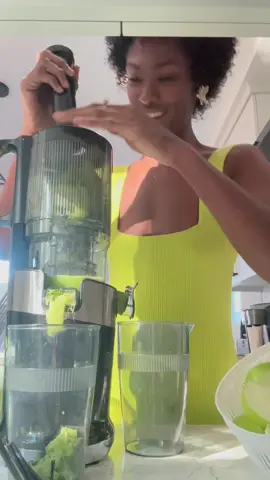 Today, we're diving into a slice of Sunday, focusing on self-care and relaxation. Let's make the most of our day and recharge our batteries for the week ahead. Green Juice Recipe: Sea Moss Celery Cucumber Spinach Green apple  Ginger  Cilantro  #selfcaresunday #juicing #greenjuice #healthylifestyle #goodmentalhealth #happiness #SelfCare #sun