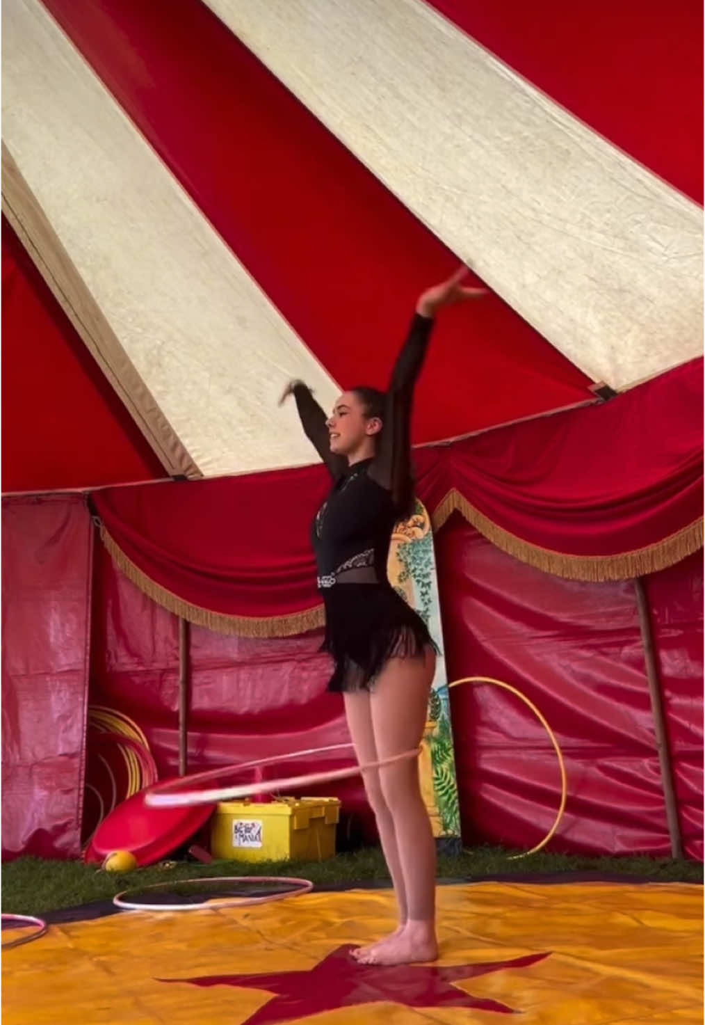 a cute lil gig from the summer❤️🎪  #circus #hulahooper #fyp #dancer #flowartist 