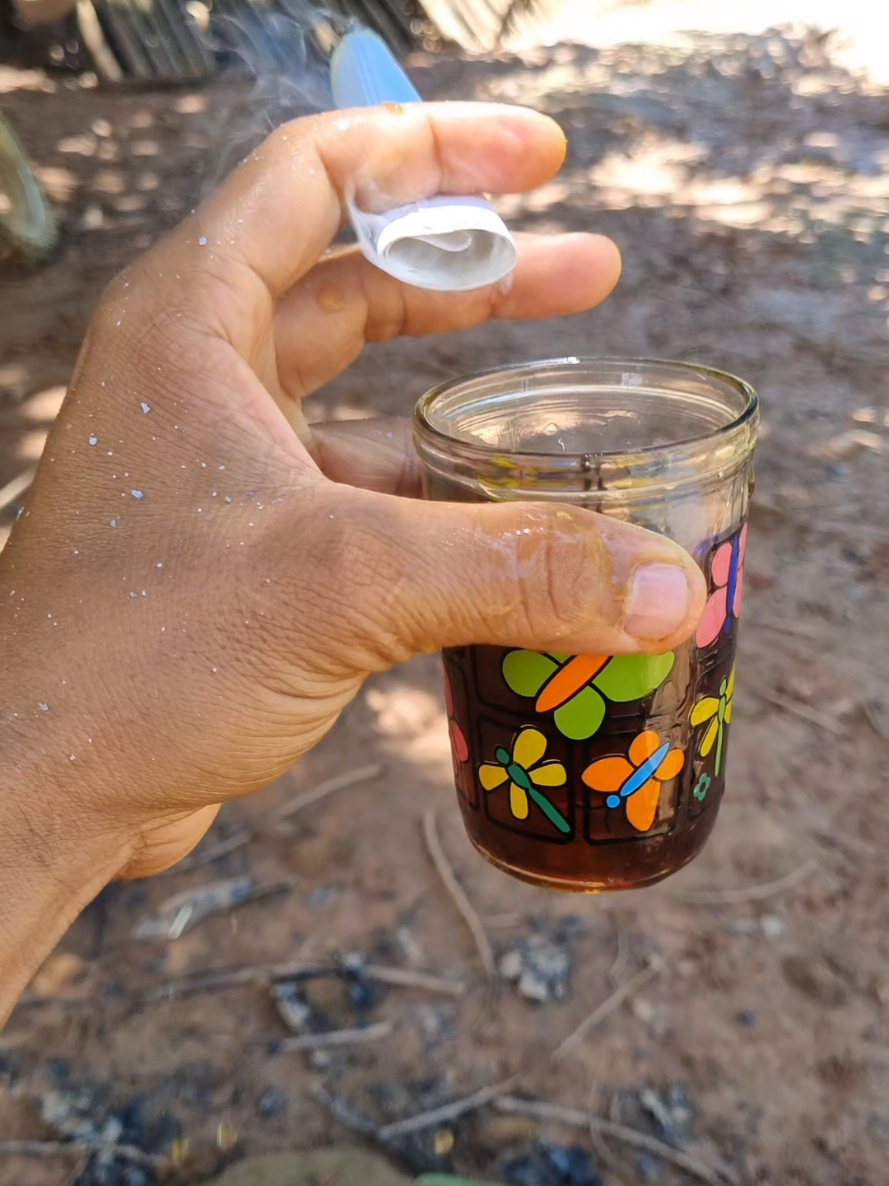 tenho qui parar de tomar café está fazendoal 