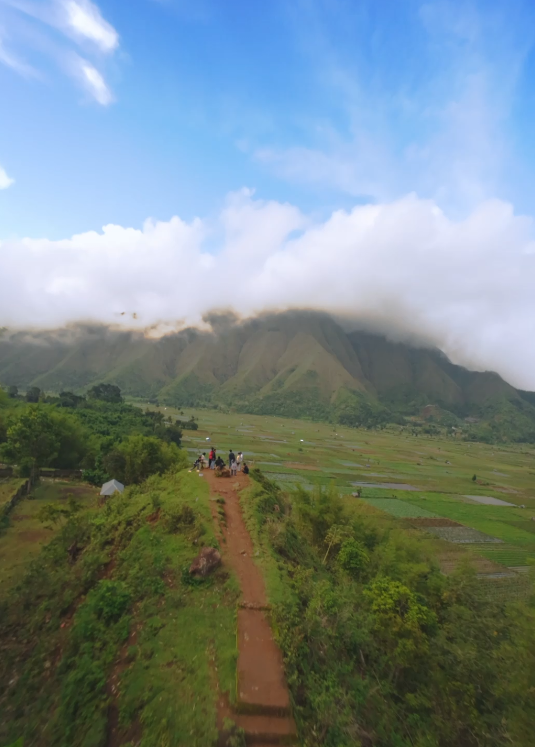 sorry for the jello . . . #lombok #fpvlife #sembalun