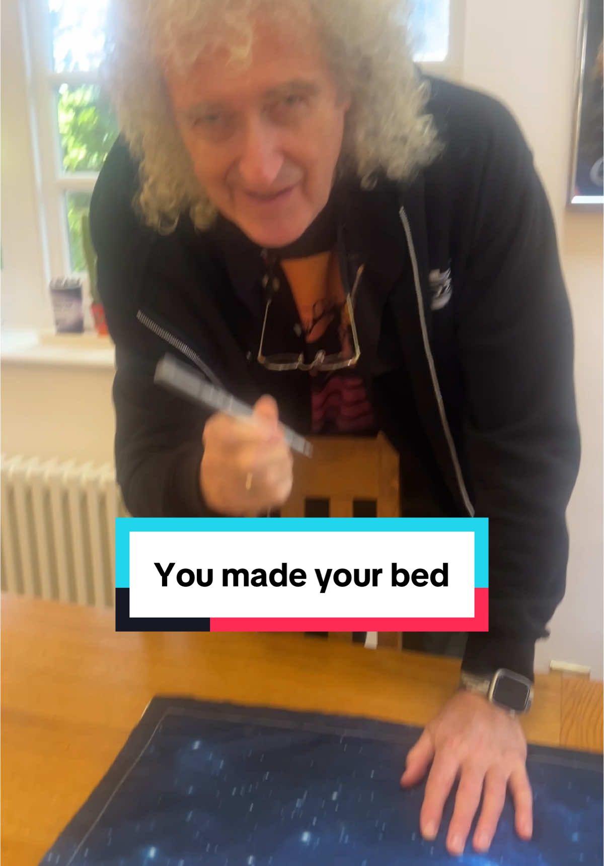 Congratulations @🥁Robin🤘🏻 this is going to you. A HUGE congratulations to everyone who took part. You brought so much fun and joy to the song. Now .. shall we run another competition? 🛌 . . #fyp #brianmay #queenband #youmadeyourbed #singersongwriter 