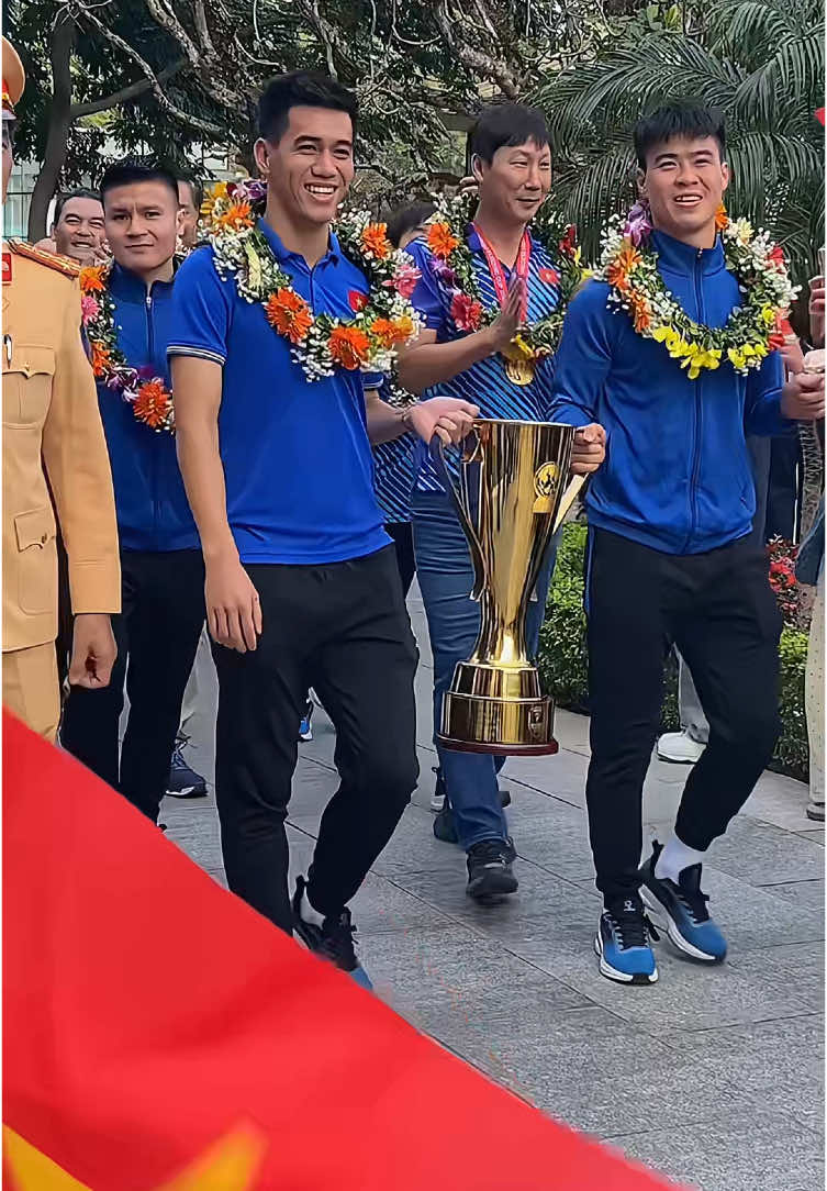 #aseancup2024 #vietnamtoiyeu #vnu