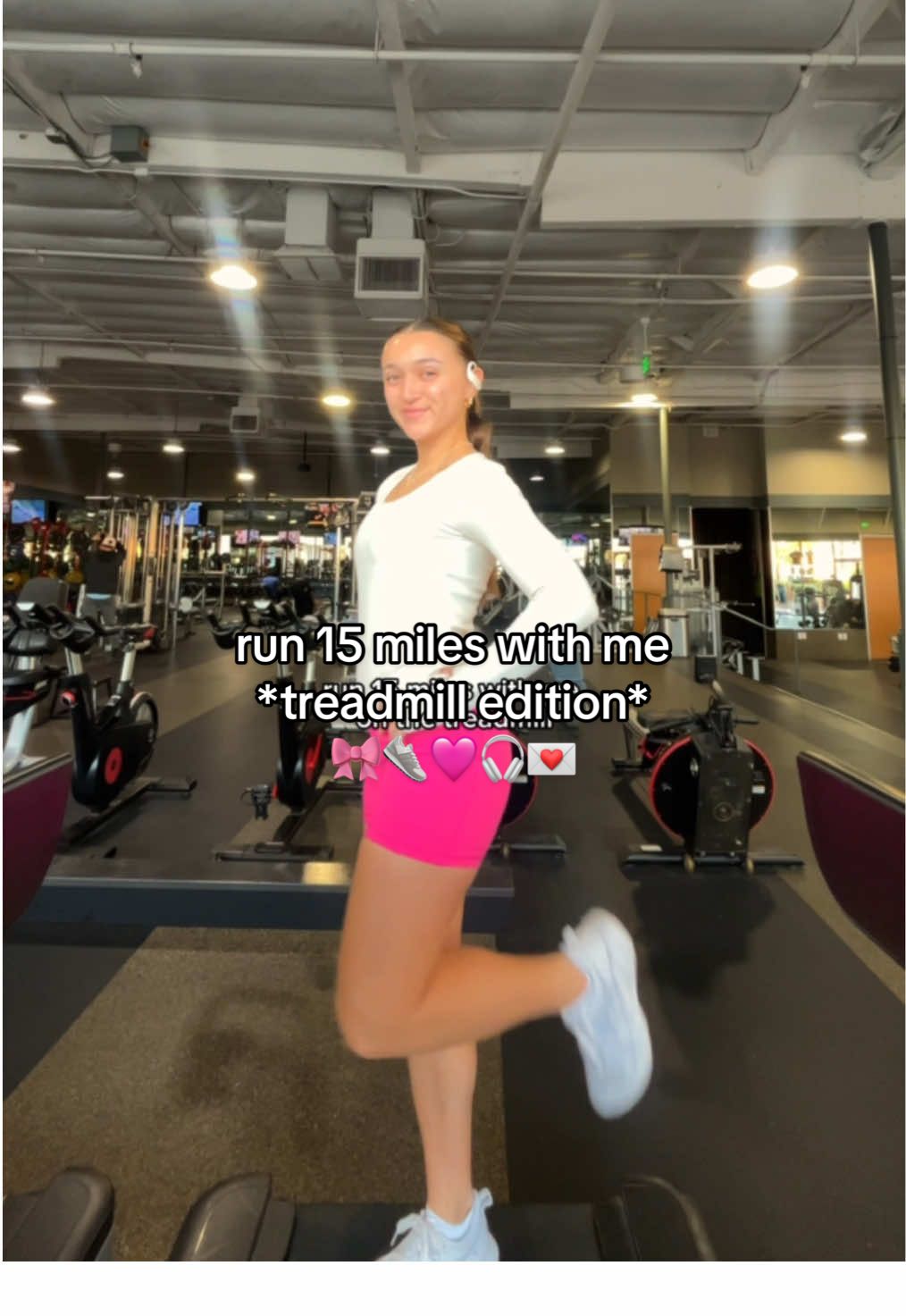 run 15 miles with me treadmill edition! 🎀👟🖤🎧 #Running #runtok #runnergirl #runnerthings #runnergirls #runningtiktok #runningmotivation #runnerslife #treadmill #runners #runnersofitiktok #runnershigh #runningcommunity #runwithme #runningvlog #runvlog @CelsiusOfficial @ASICS @LSKD @Bare Performance Nutrition @honeystinger @Beats by Dre @Summer Fridays @Megababe 
