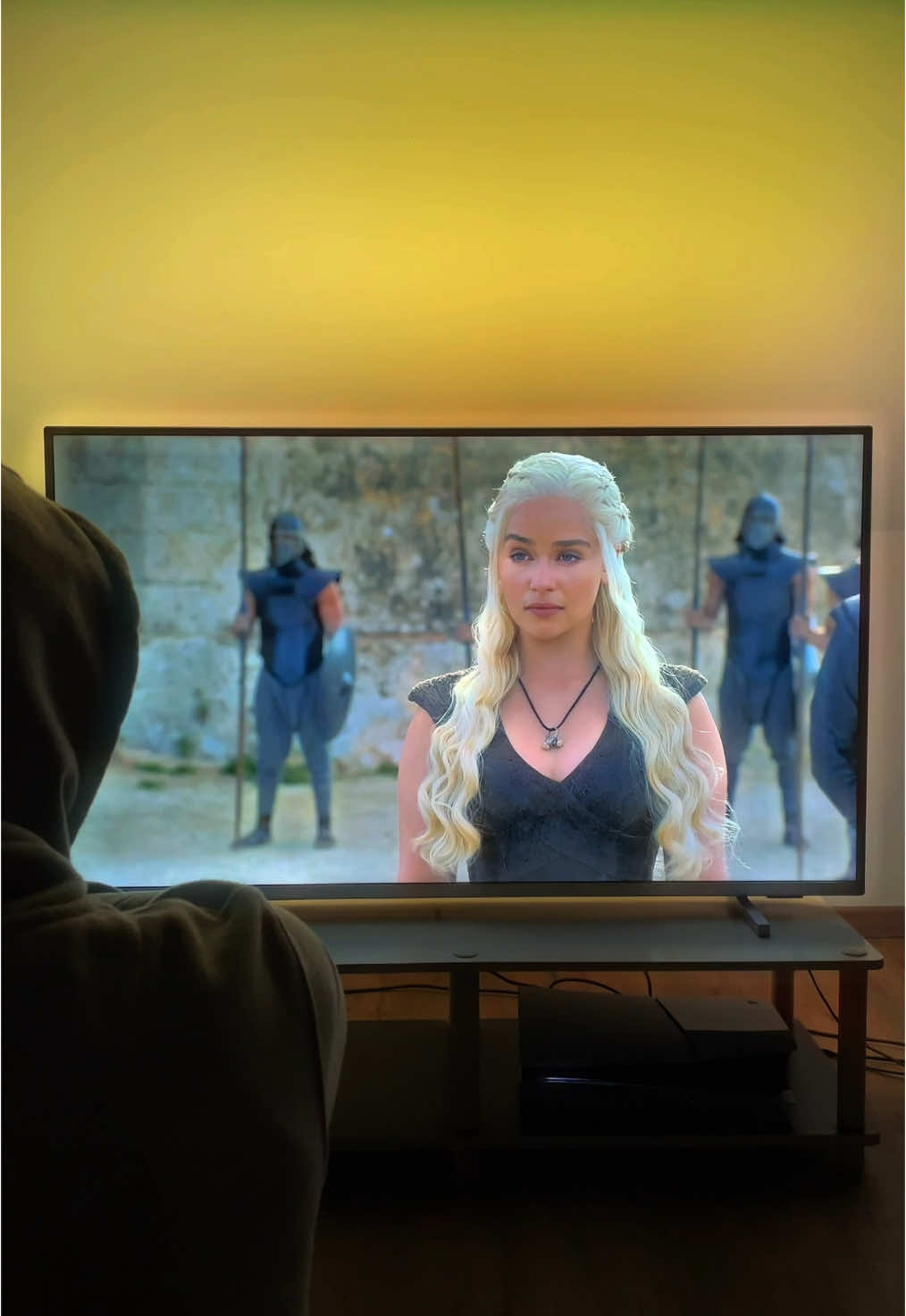 my reign has just begun...  Daenarys aura ♨️ #got #gamesofthrones #daenerystargaryen #daenerys #targaryen #dragons #houseofthedragon #fyp #fyppp #foryouu #pourtoi #pourtoii #viral_video #viralvideos #ambilight #primevideo 