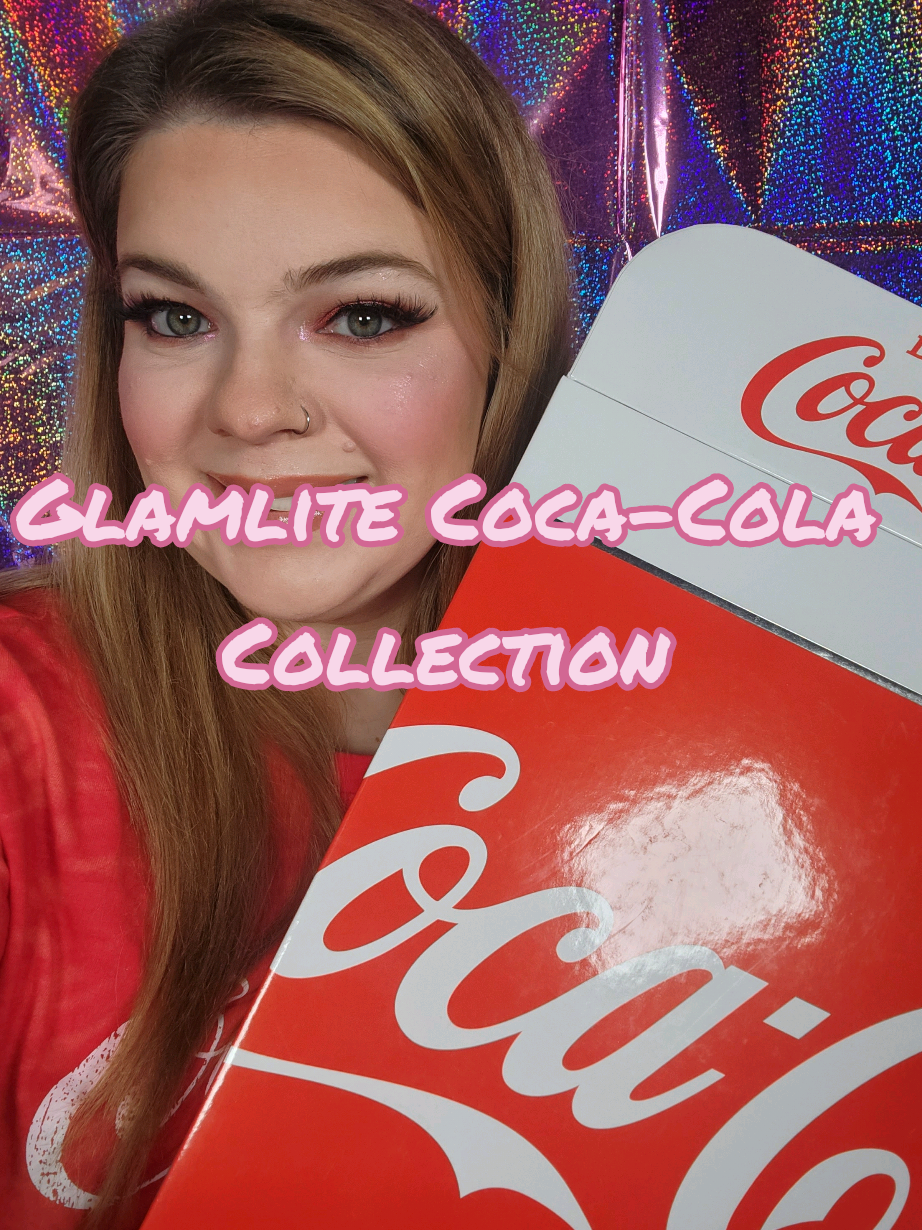 Coca-Cola make up collection is stunning from @Glamlite #unboxing #tiktokmademebuyit #cocacolamakeup #glamlitecosmetics #glamlite #unboxing #fyp 