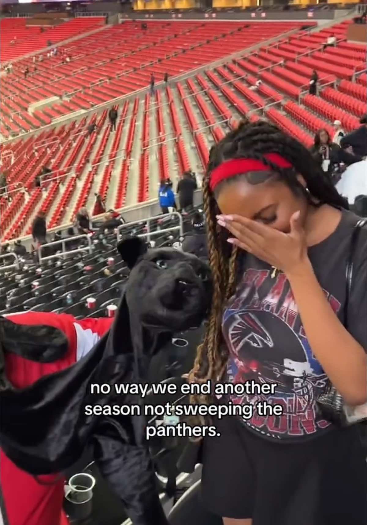 truly embarrassing. #atlantafalcons #carolinapanthers 