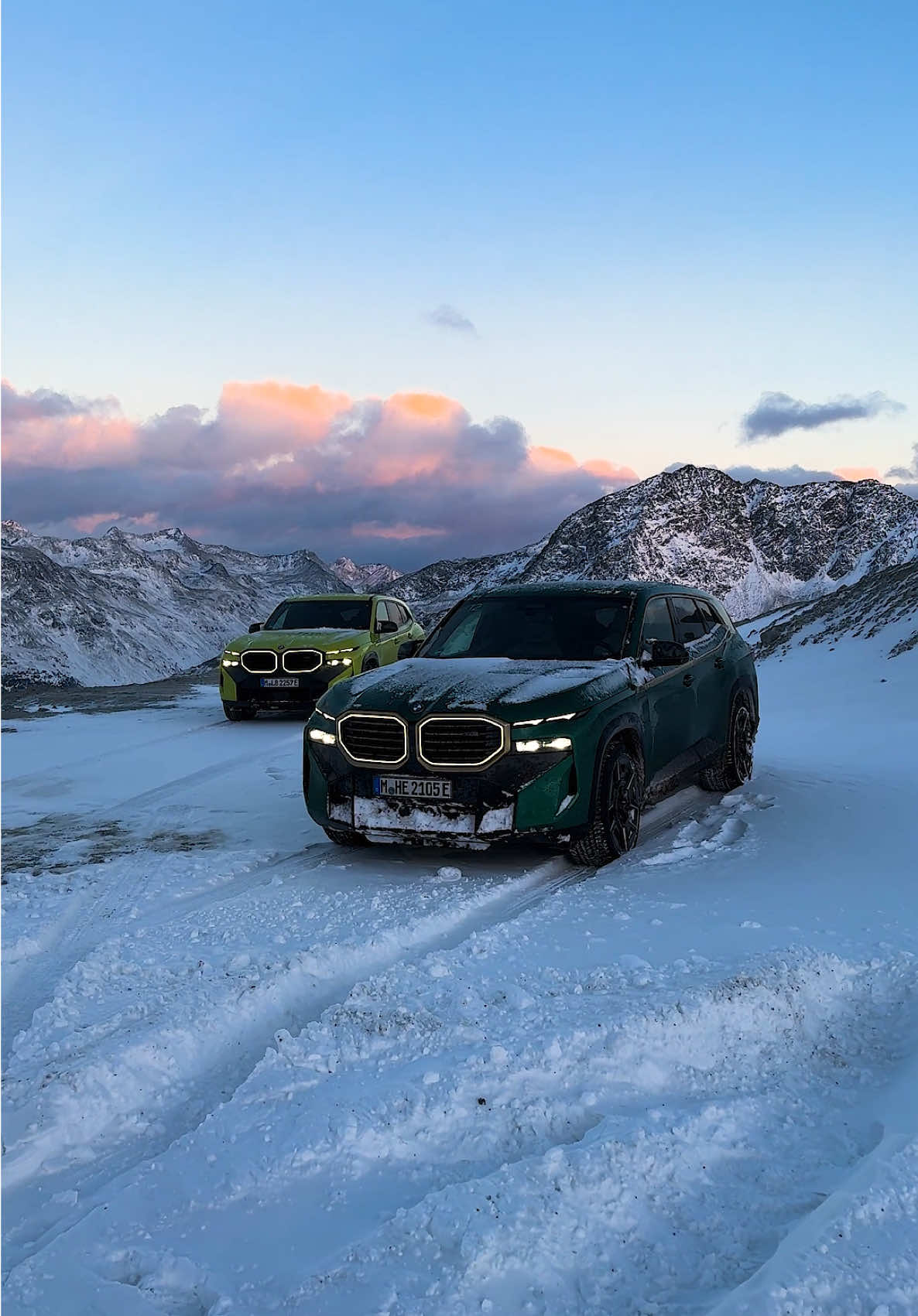 Views like these ❄️ #BMW #Austria #threemonthsago   The BMW XM: Mandatory information according to German law ’Pkw-EnVKV’ based on WLTP: energy consumption weighted combined: 33,6 kWh/100 km and 1,9 l/100 km; CO₂ emissions weighted combined: 43 g/km; CO2 classes: with discharged battery G; weighted combined B; Fuel consumption with depleted battery combined: 12,9 l/100km; electric range: 76 km.