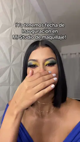 Las primeras en hacer sus cursos de Automaquillaje serán las invitadas especiales a la Inauguración 🌻🙌 #caracas 