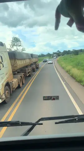 Voltando de Cacoal às alturas!🛣️🚚 #rondonia #cacoal #br364 #viagem #caminhoneiro #estrada #passeio #carreteiro #caminhao 