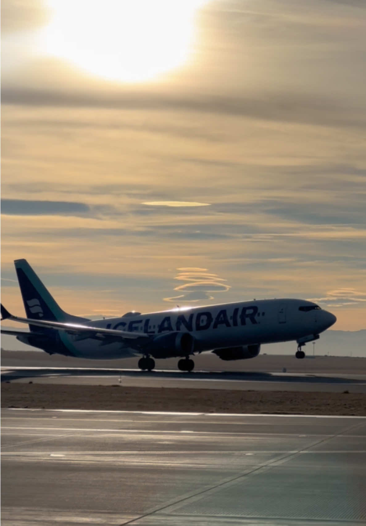 It’s still wild to see a 737 fly to Iceland from Denver nonstop. #icelandair #airport #airportlife #aviation #fyp #foryoupage #aviationlovers #plane #avgeek #flying #boeing #boeing737 