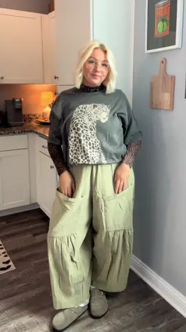 My new favorite pants from @Three Bird Nest ✨ USE CODE TRISHADAWN to save 20% at checkout.  #threebirdnest #threebirdnesttryon #tryon #midsize #tryonhaul #outfitinspo 