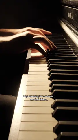 You can Pre- Save my new Piece called „A Glimpse“ now with the link in my bio 🤍🎧 #piano #healing #safeplace #tiktokmusic #composition #healingtok #yannicklowack #safepspace #calm #calming #relaxing #nostalgia #cinematic 