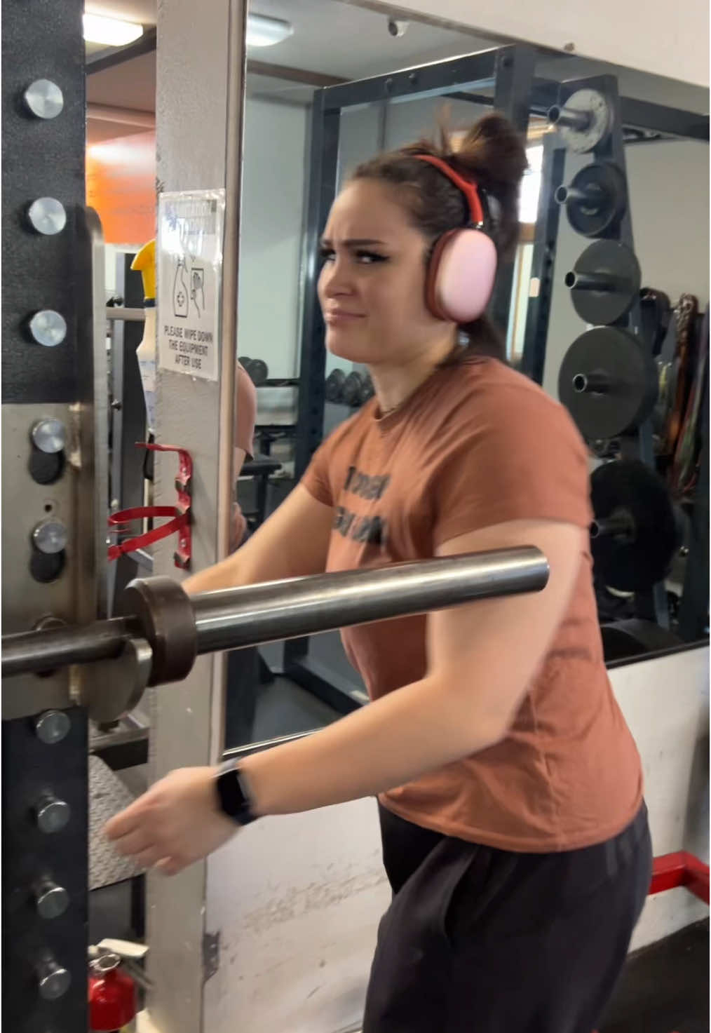 Weaponized incompetence #GymTok #gymgirl #gymsharkwomen #gymsharkathlete #powerlifter #squat #bench #deadlift #gymrat 