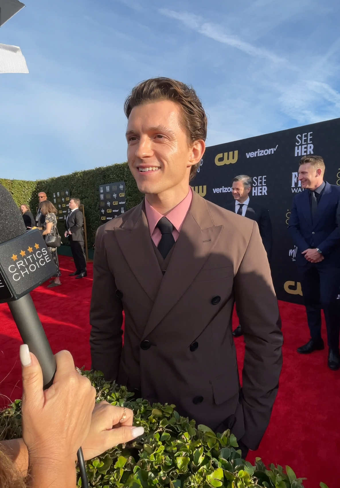 Congratulations on your engagement Tom! 🥂💍 Here’s a throwback to his interview with us at last year’s show!  Only 6 days until our 30th Annual #CriticsChoiceAwards on @E! Entertainment ⭐️🎥  #criticschoice #tomholland #zendaya #nominated #engaged tvseries 