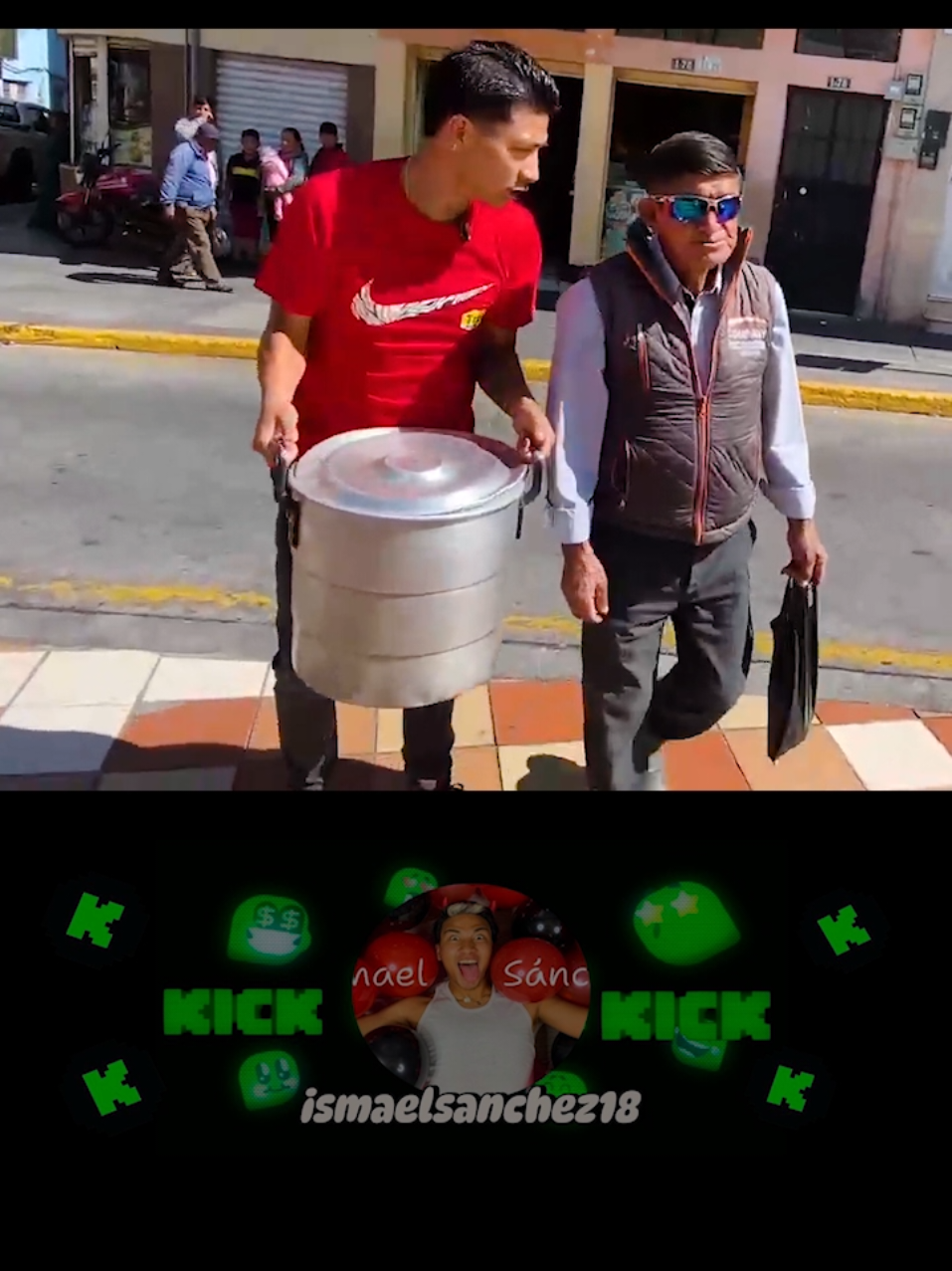 Cuando necesitas vender de cualquier manera #ismaelsanchez #kick #Viral #video #humor #contenido #memestiktok #paratiiiiiiiiiiiiiiiiiiiiiiiiiiiiiii #youtubers #clientes #compras  #ventas #trabajo #clips #risas #ecuador #short #jefe #pov  #salemal #tamales 