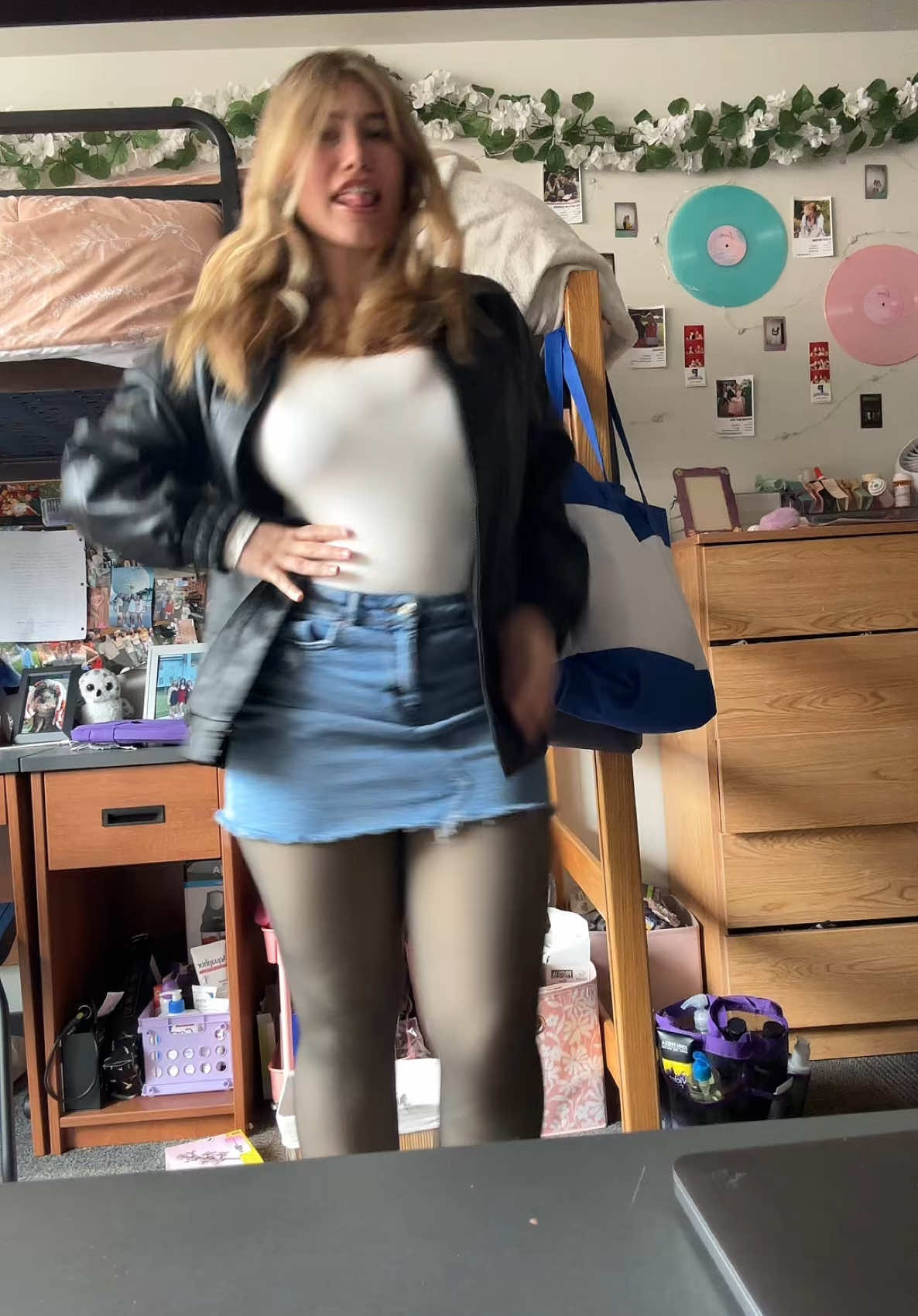 back in the dorm #dorm #OOTD #Vlog #idk