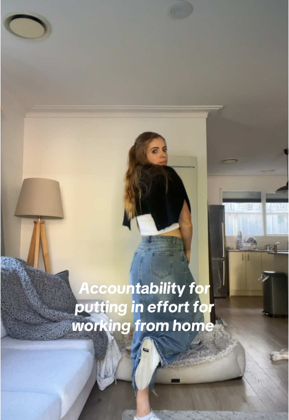 Okay using TikTok as my WFH diary, not a fashion girlie just committed to putting more effort into myself to feel better  #forthegirls #wfh #workingfromhome #iykyk #girlssupportgirls #newyearsresolution 