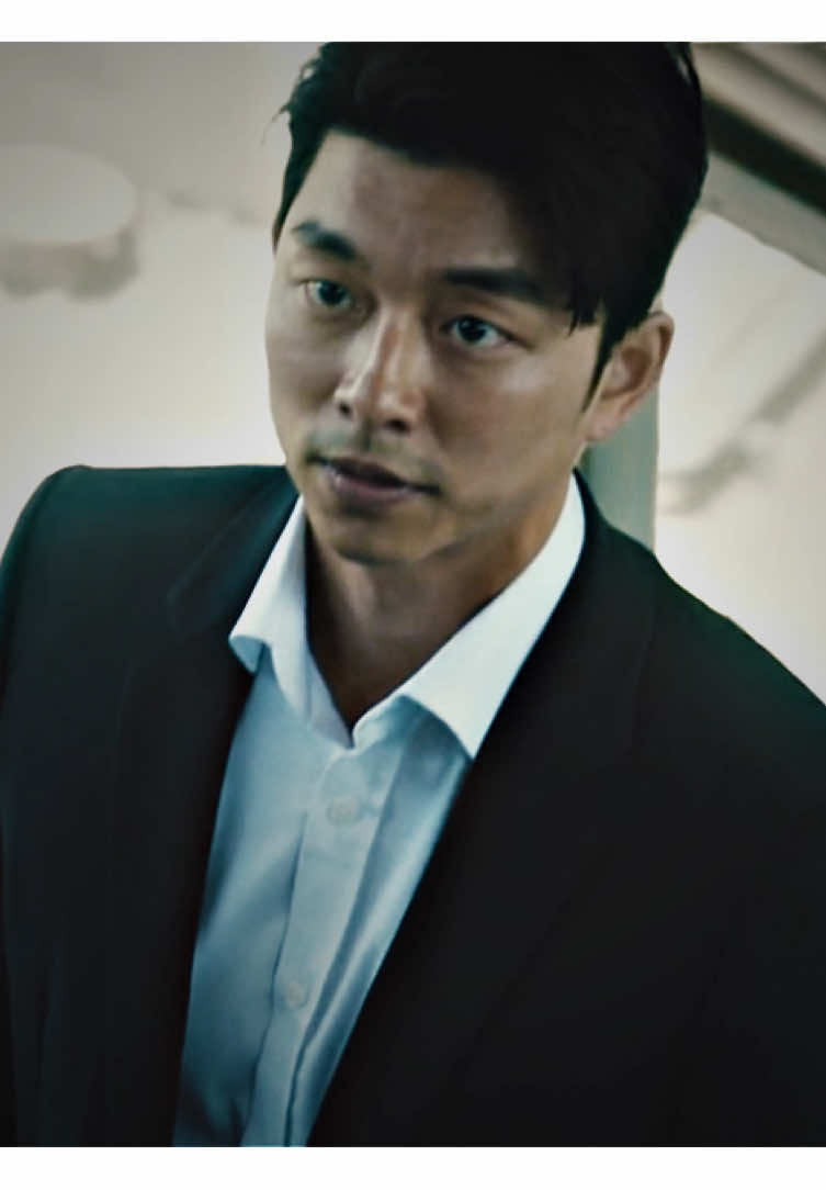 “the guy from squid game” no the hot dad from train to busan.  #gongyoo #edit #fyp #gongyooedit #traintobusan #traintobusanedit #seokwooedit 