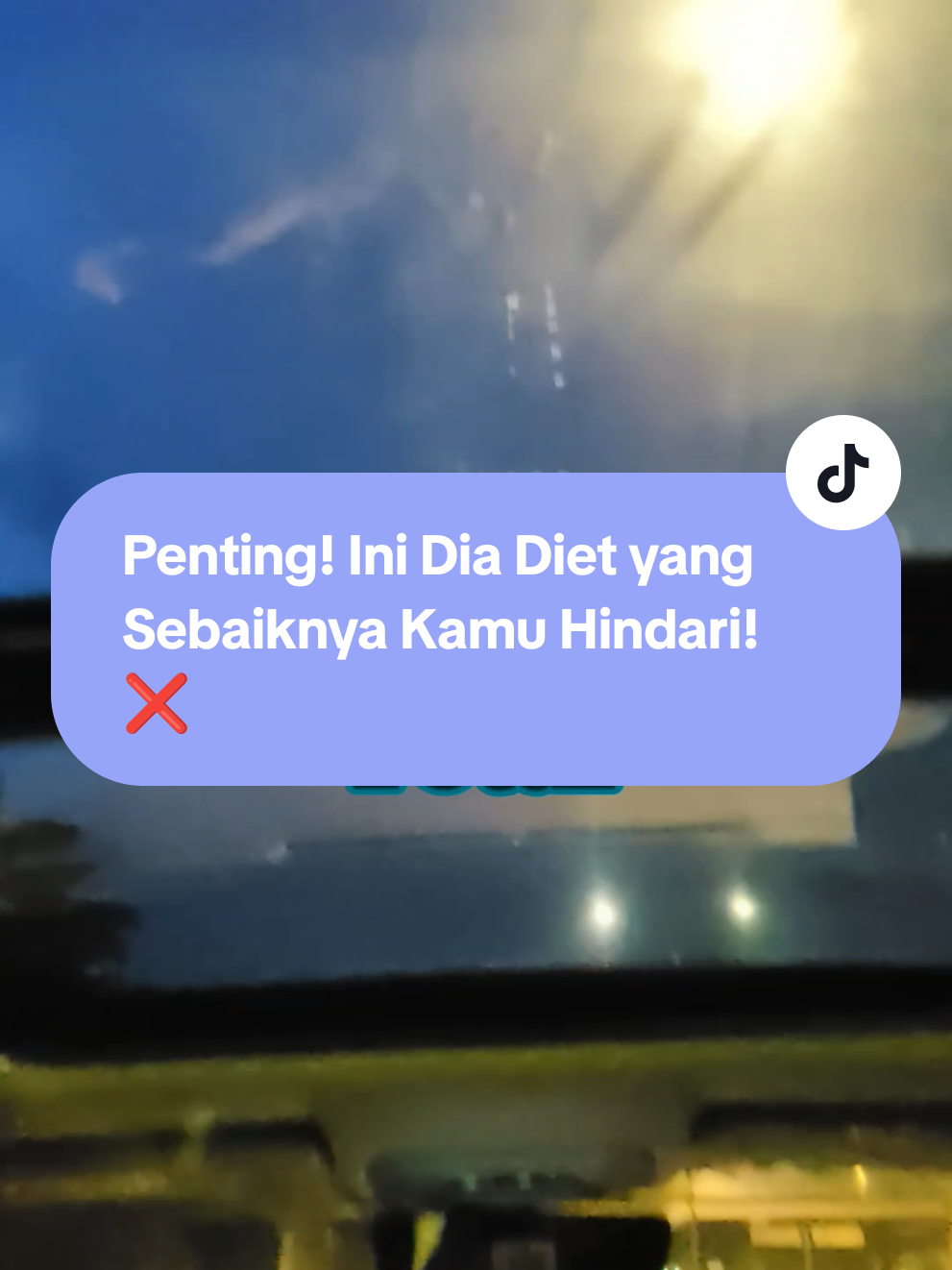 Mau punya badan ideal? Jangan asal diet ya! Banyak diet yang menjanjikan hasil cepat tapi justru bikin tubuhmu kekurangan nutrisi. Yuk, belajar cara diet yang benar! #dietsehat #tipsdiet #badanideal  #herbalife #infobekasi 