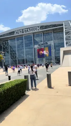 Go to El Clásico with your best friend you won’t regret it 😎 Any event here will be a blast we just so happened to catch @Real Madrid C.F. & @fcbarcelona #dallastx #dallascowboys #ElClasico #realmadridfc #fcbarcelona #tour #PlacesToVisit #chillguy #texas #mypov #placestovisittexas 