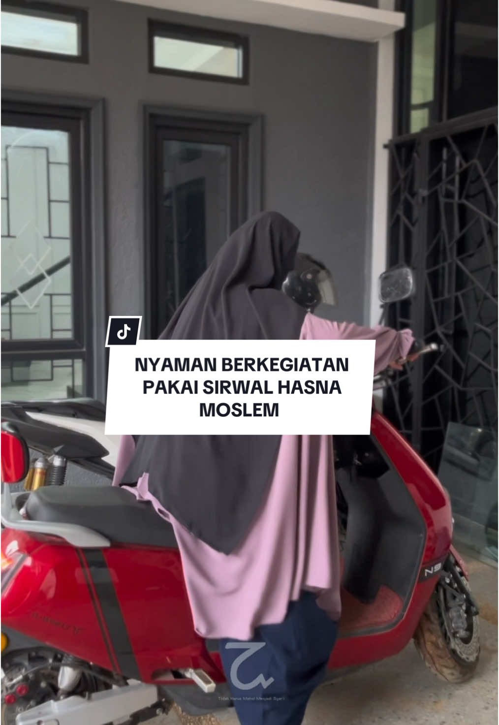 Tim sat set yang sering pakai motor harus banget punya sirwal yang satu ini 💕 #hasnamoslem #frenchkhimar #sirwal #fyp #2025 #timsatset 