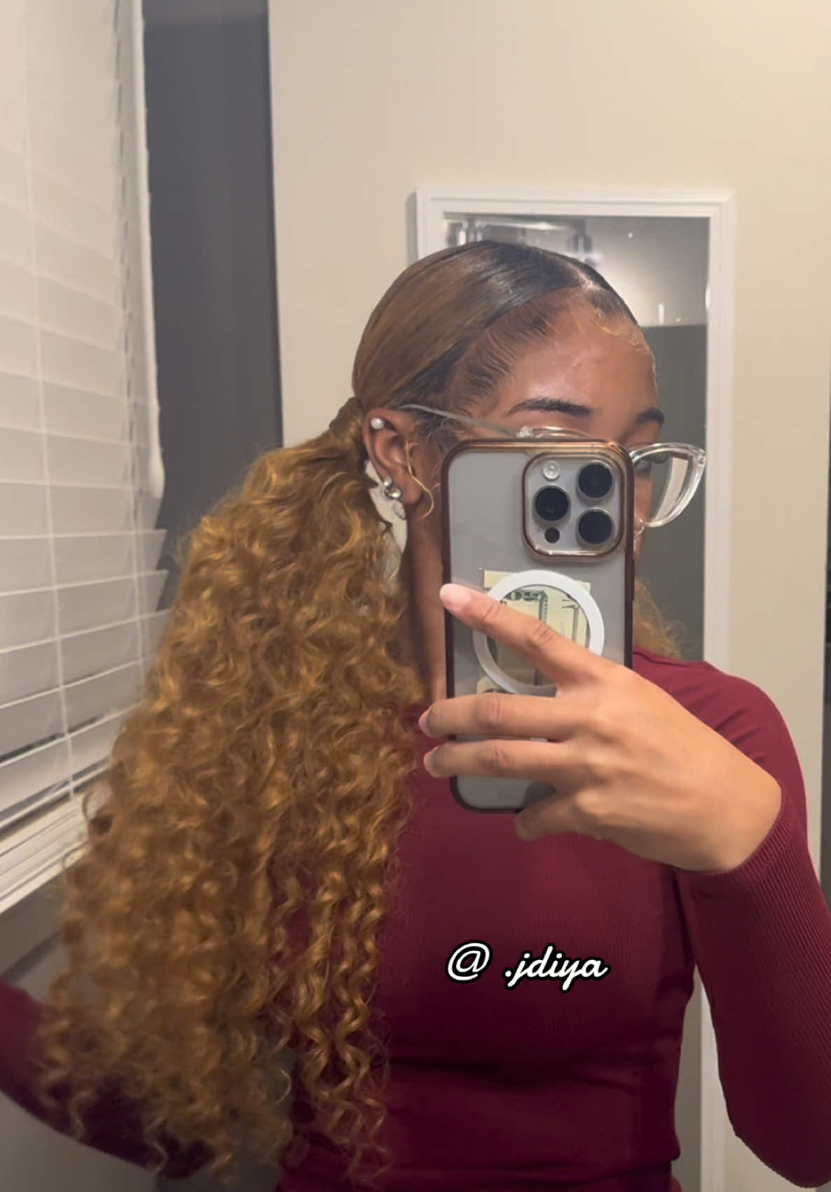 2 curly ponys🎀 #curlyponytailtutorial #naturalhairstyles #blackgirlhairstyles #honeyblondehair #fypシ #fyp #fypage #twoponytails #twopigtails #pigtails #bundles #breezywave 