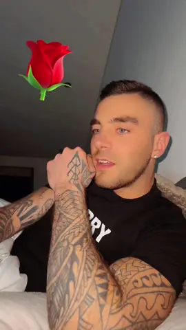Seul le temp nous dis les choses 🌹❤️ #Meme #memenatal #MemeCut #CapCut #expandetufoto #cejourlà🥰🥰🥰🥰 #goodvibes #pourtoipage #foryou #goodvibestwins #passio @T A Y C 🤍 