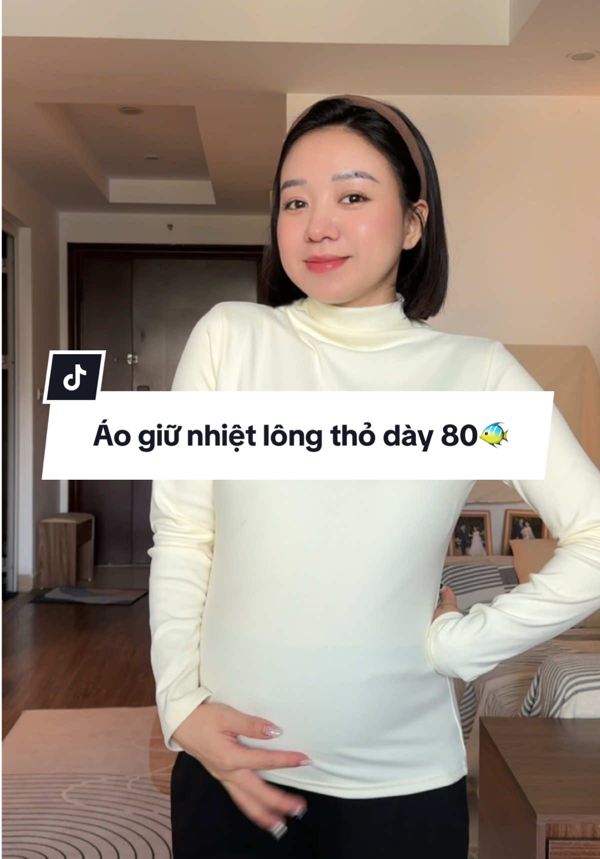 Đang mùa lạnh mẹ bầu nhớ giữ ấm để giữ sức khỏe nha ❤️ Em áo giữ nhiệt này đúng là chân ái vào mùa đông luôn, chất lông thỏ mềm mịn lại lót lông siêu dày 😽🥰 ưng quá trời #aogiunhiet #aogiunhietcaocap #aogiunhietco3phan #aogiunhietlotlong #aogiunhietnu #aobau #mebau 