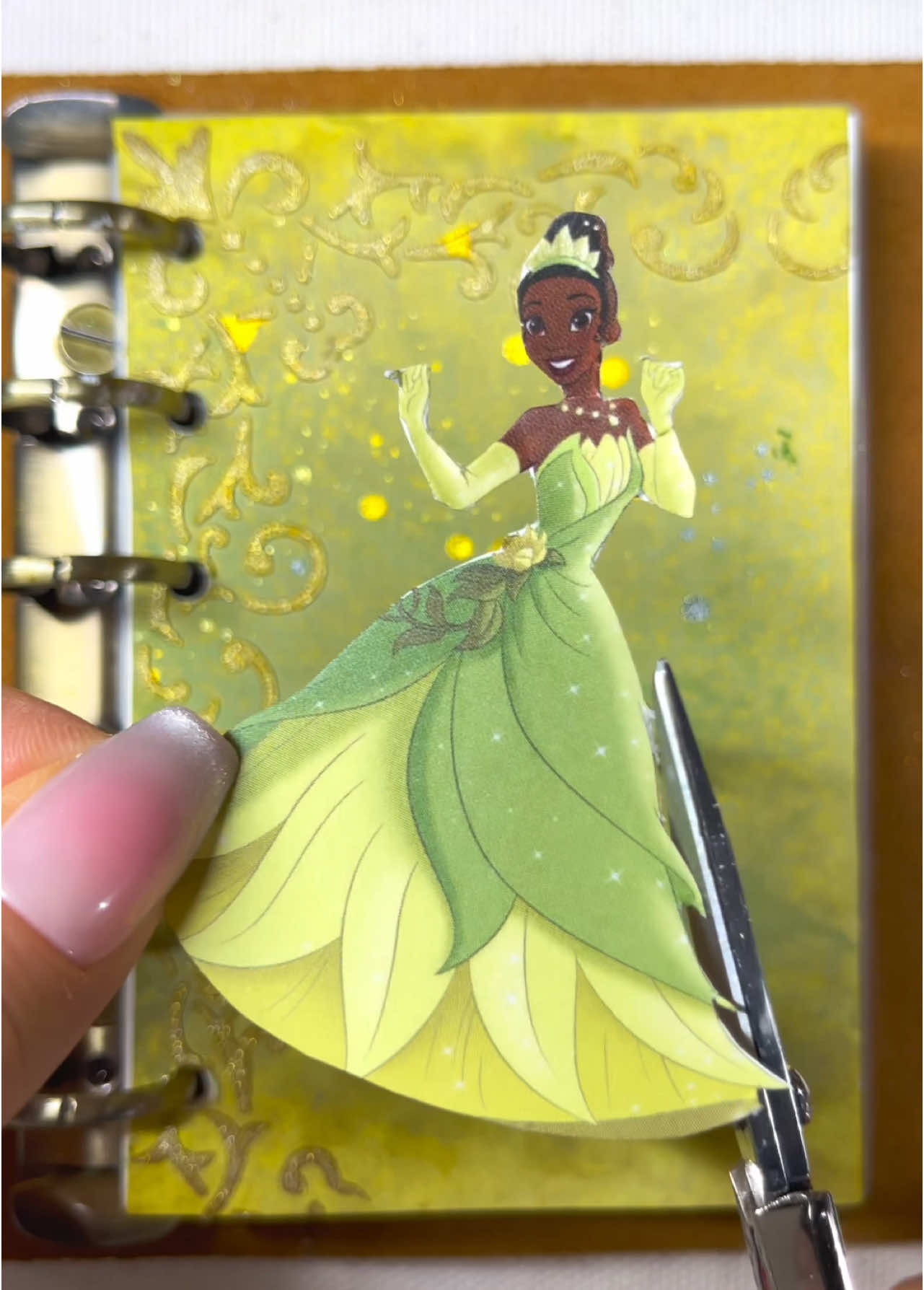 Tell me the style you want to see. I’ll make it for you ♥ #scrapbooking #journaling #journalwithme #princessandthefrog #tiana #princesstiana #disney #공주와개구리 