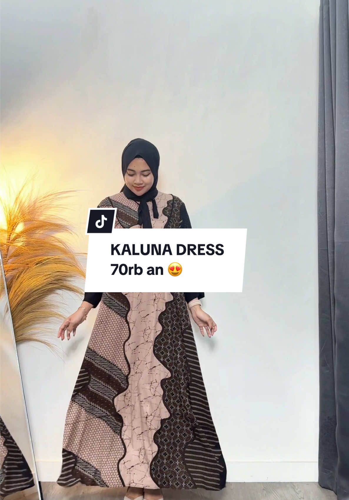 Kaluna Dress dengan design cantik kain rayon premium. ambil promonya di harga 70rb an 🥰 #fyp #rifinastore #gamiscantik #gamisrayon #gamismurah #gamislebaran2025 #ramadhan2025 