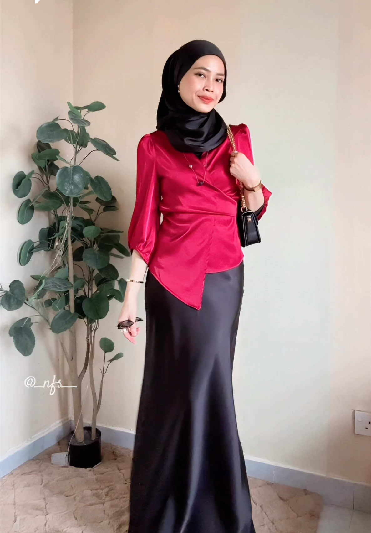 Replying to @Falisya19 full outfit kat beg kuning ya ♥️ #fyp #wrapblouse #blouseikat #blousewrap #wraptop #silkblouse #blaussutera #tieblouse #blousesatin #blousesatinsilk #blousesutera #blaus #xyzbca  #kemejaplain #kemejakosong #kemejasatin #stripe #stripeshirt #shirtstripe #satinblouse #blousesatin #stripestop  #1212sale #1212tiktokshopping #1212tiktokshopping #1212megasale #bajublouse #satinpremium #grwm #grwmroutine #grwmoutfit #getreadywithme #grwmaesthetic #grwmforwork #tutorialtudung #tudungtutorial #shawltutorial #tutorialshawl #longpants #highwaistpants #highwaisted #blousewanita #blousekorea #blousesatinviral #blousesatinsilk #bajukemejasatin #Satinblouses #koreanstylefashion #comfyoutfits #comfylook #comfyclothes #comfyoutfit #comfy #summerset #officeoutfit #officelook #officestyle #ootdfashion #officeoutfitinspo #highwaist #highwaistskirt #oldmoneystyle #classy #classystyle #classylady #classyoutfit #outfitideas #outfits #outfitinspiration #TikTokFashion #outfitcheck #OOTD #outfits #outfitoftheday #dressup #ootdhijab #ootdfashion #ootdhijabstyle #ootdinspo #OOTD #clearingdrafts #outfitideasforyou #styletok #TikTokFashion #softgirlstyle #wearityourway #whatiweartoday #classy101 #playdressupwithme #playdressup #fashioninspo #fashionhacks #makethemlook #dressupwithme #TikTokFashion #whattiktokmademebuy #TikTokMadeMeBuylt #paydaysale #tiktoksale #yearendsale #tiktokmademebuythis #modestwear #racuntiktok #musthave #travelmusthaves #shirtforwomen #womenblousemurah #koreavintage #vintageblouse #koreanstyle #vintage #vintagefashion #vintagekoreanstyle #classylook #officetok #OfficeOutfitIdeas #smartcasual #smartcasualoutfits #outfitfortoday #outfitforwork #outfitformal #elegantfashion #elegantes #richlook #richoutfit #richstyle #hijabstyle #hijab #hijabtutorial #hijabitiktok #HijabFashion #hijabgirl #hijabigirl #hijabinspiration #hijabifashion #oldmoney #mixandmatch #topsatin #satintop #blousemurah #blousewanita #bajucantik #bajuselesa #bajusejuk #outfit #outfitideas #outfitinspo #outfits #outfitinspiration #trending #trendingvideo #trendingsong #trendingtiktok #trendsetter #trendsong #outfitcheck #elegantstyle #elegante #elegant #oldmoney #oldmoneyaesthetic #oldmoneyoutfits #kemejakerjamurah #kemejawanita #kemejapolos #kemejastyle #kemejaoversize #kemejakantor #kemejakantorwanita #kemejaoffice #bajukemeja #bajukemejamurah #bajukemejacantik #bajukemejawanita #bajukemejawanitaviral #cleanoutfit #outfitins #bajukerja #bajukuliah #bajustudent #bajukerjamurah #bajukerjawanita #hijabfashion #hijabfashionstyle #bajukelas #trendingfashion #trendsetter #satinskirt #skirtsatin 