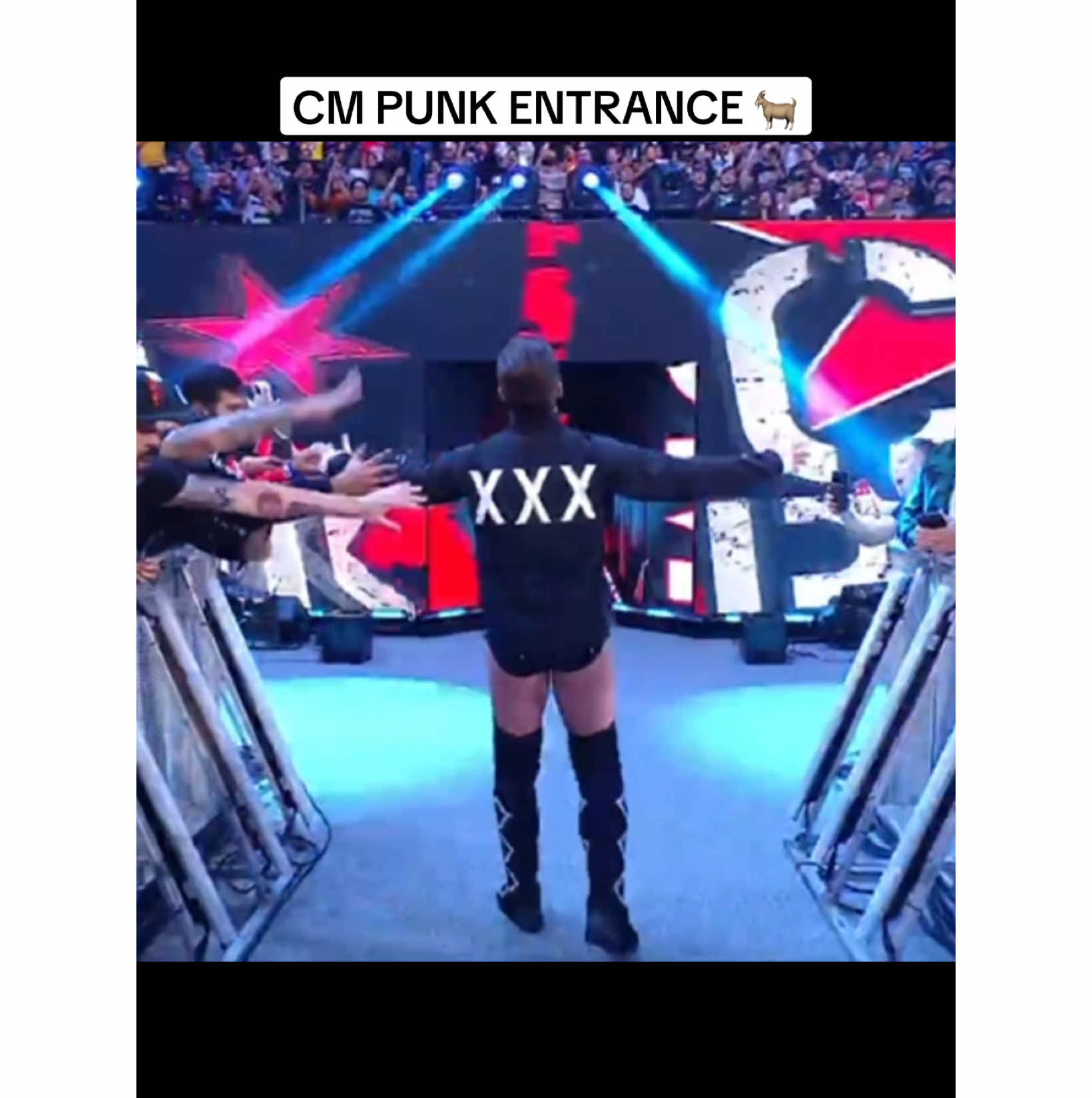 CM Punk #WWE #fyp #foryoupagе #cmpunk #wweentrance #professionalwrestling #wrestling #wweraw #rawonnetflix #raw 