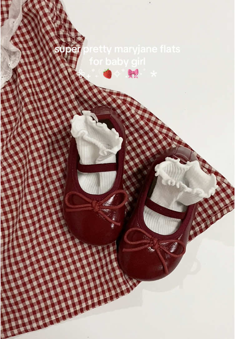 perfect for valentine ootd #maryjaneshoes #redshoes #babyflats #babyshoes #babysandals #outfitforbaby #redflats #valentineshoes #valentineootd 