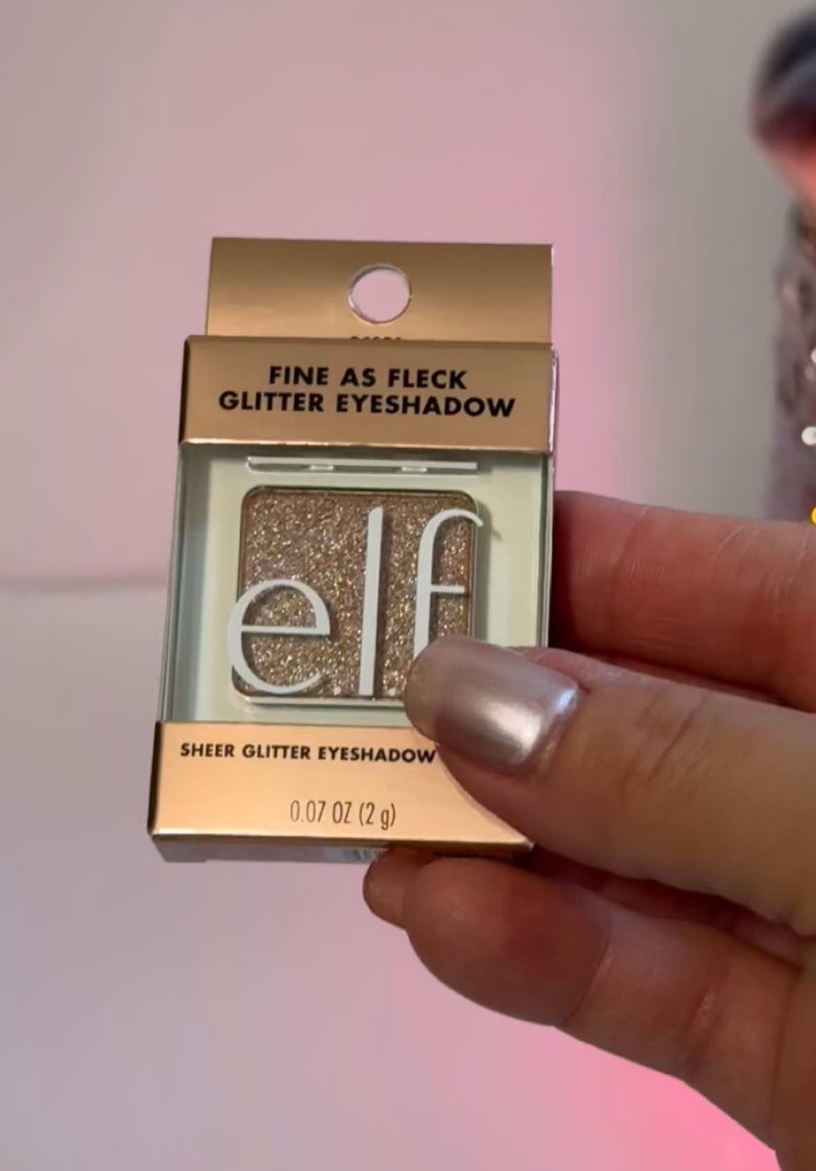 Fine as Fleck Glitter Eyeshadow excelente me encantó mucho este maquillaje #tiktokshopholidaydeals #tiktokmademebuyit #TikTokShop #TTSDelightNow #TTSLevelUp #TTS #GiftGuide #ttslevelup #grwm @e.l.f. Cosmetics 