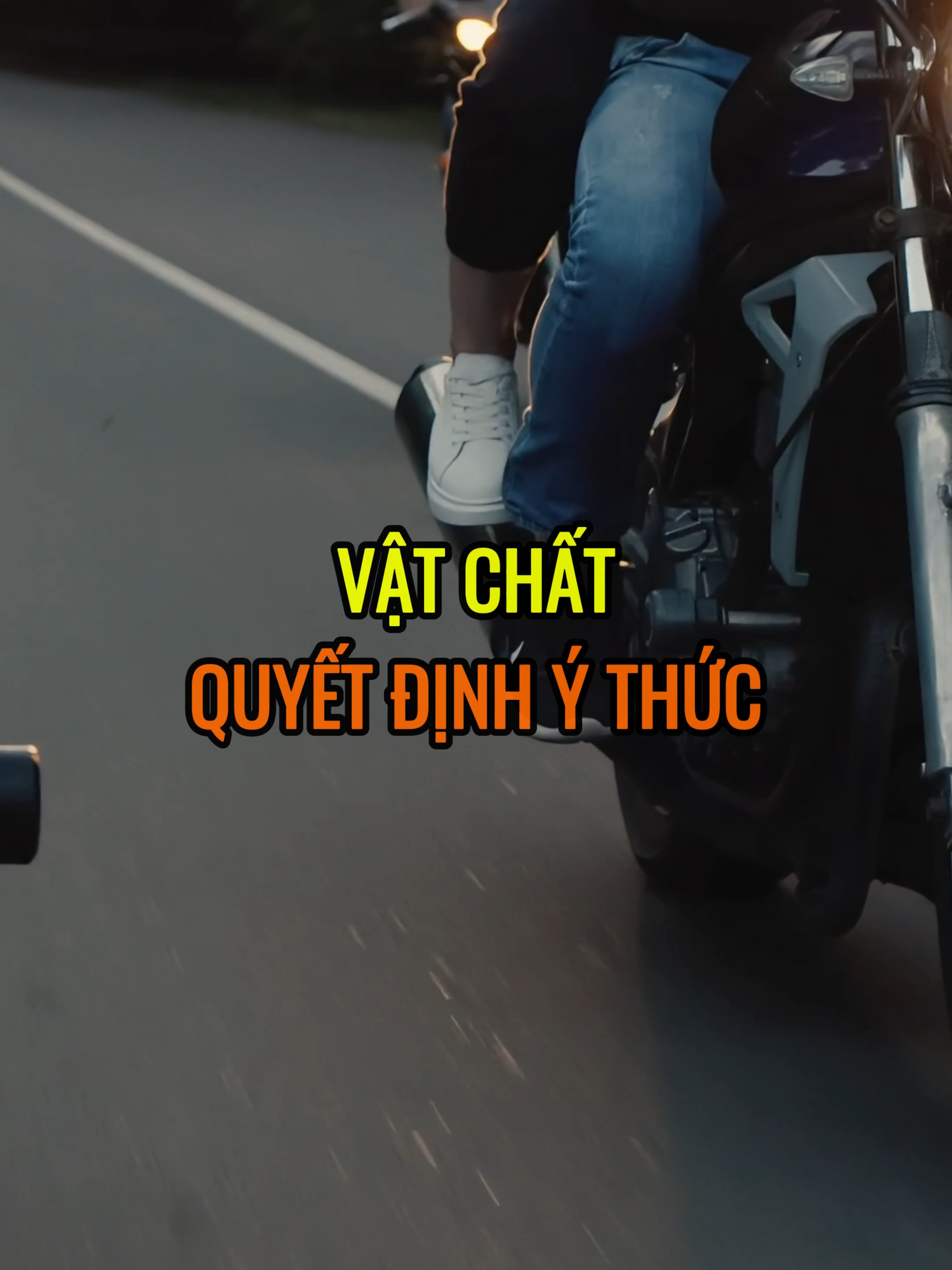 Vật chất quyết định ý thức. #caunoihay #phattrienbanthan #baihoccuocsong #trietlycuocsong #phamducxuyen  #phamducxuyenOfficial  #xuyenhayho