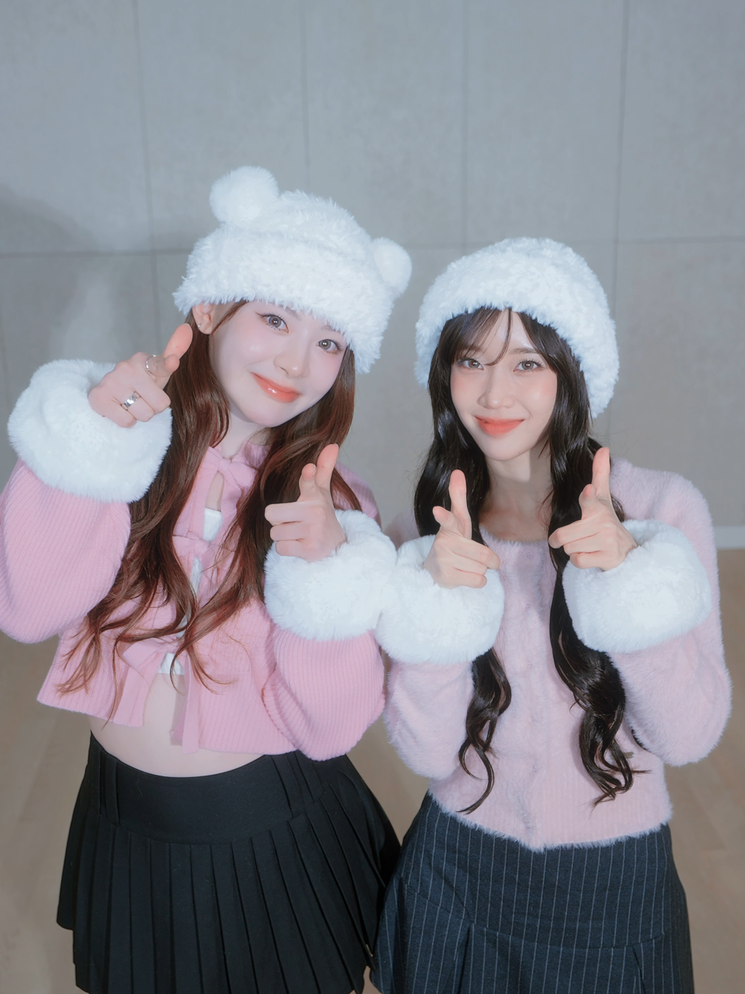 🩷🤍🩷 #STAYC #스테이씨 #Sumin #수민 #Seeun #세은 #STAYC_TikTok