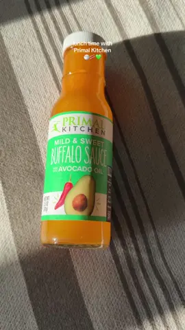 @Primal Kitchen Foods Foods made for real food! My fave buffalo sauce ~ bold, spicy with that creamy texture🧡💚 #madeforrealfood #primalkitchenpartner #Foodie #foodtiktok #FoodTok #buffalosauce #kale #lunchideas 