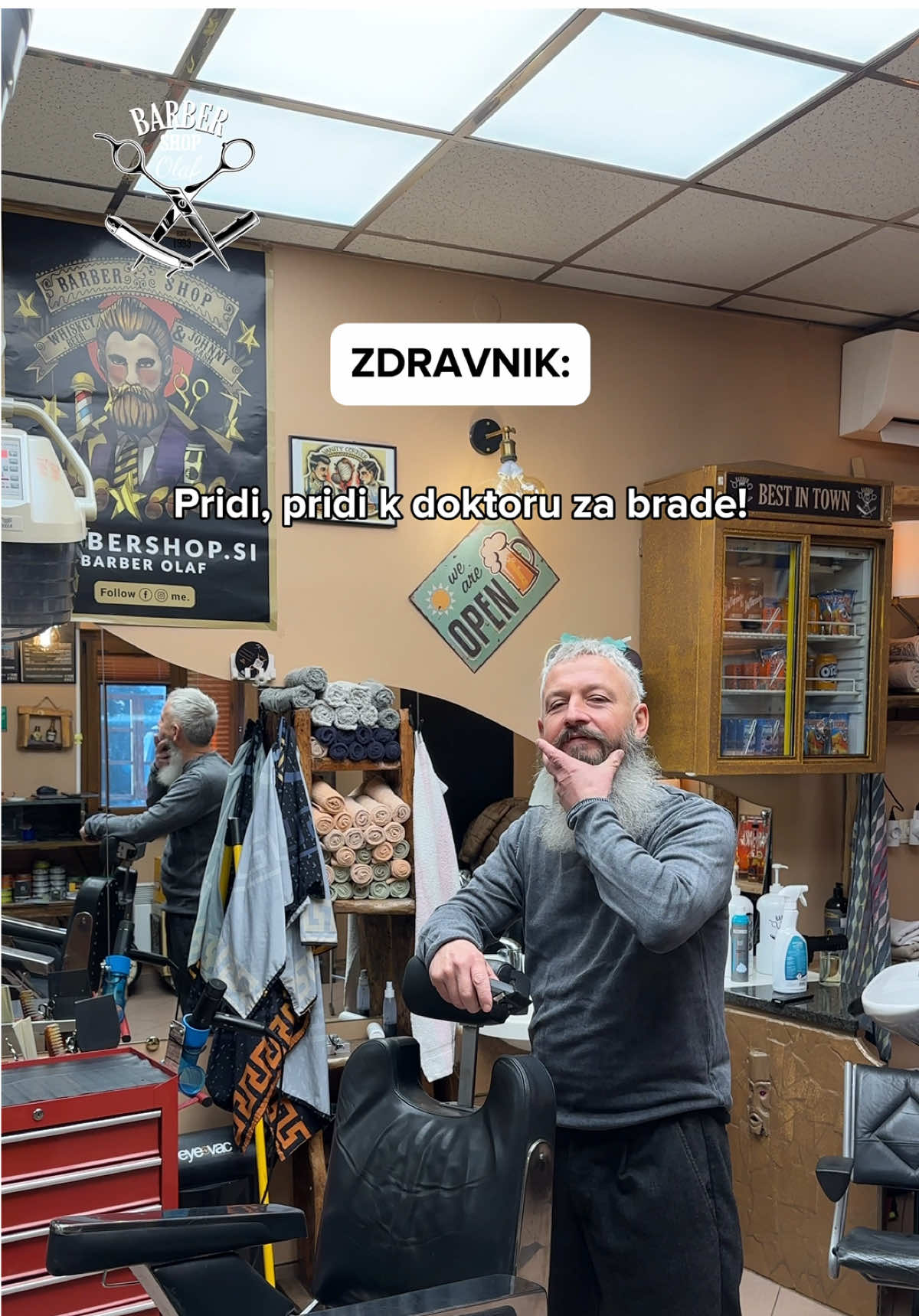 Urejena brada je najboljše zdravilo! 🧔🏻‍♂️💈 #barber #barbershop #spazamoške #barbershopmaribor #beard #pobrezje #barbershopslovenija #olafthebarber #negabrade #brada