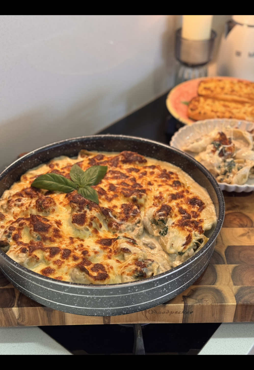 Chicken & Mushroom Stuffed Pasta Shells My Way🍄‍🟫🐓باستا الصدف محشية دجاج و فطر على طريقتي . Ingredients 📝: -Filling 🍄‍🟫 Vegetable oil  Butter 🧈  1 onion,blended 🧅  1 tbs garlic,minced🧄  1.150 kg chicken breasts,diced into small pieces  500g sliced mushrooms  100 g baby spinach  17 g Fresh Basil,chopped 🌿 1 tsp oregano  2 tsp paprika  1 tsp black pepper  1 1/2 cup thickened cream  1/2 cup Parmesan cheese  Salt to taste  -shells🍂 Approx 500 g jumbo pasta shells(cooked according to directions on the package)  -Assemble & Bake🍂 Béchamel sauce (the recipe on my page) Mozzarella cheese ,shredded  Parmesan cheese.  المكونات: زيت نباتي  زبدة 🧈  ١ بصلة ، مطحونة  ١ ملعقة كبيرة ثوم مهروس  ١.١٥٠ ك صدور دجاج ، مقطع صغير  ٥٠٠ غرام فطر مقطع شرائح رفيعة  ١٠٠ غرام سبانخ  ١٧ غرام حبق ، مفروم  ١ ملعقة صغيرة اوريغانو  ٢ ملعقة صغيرة بابريكا  ١ ملعقة صغيرة بهار أسود  ١/٢ ١ كوب كريمة طبخ  ١/٢ كوب جبنة بارميزان ملح.  حوالي ٥٠٠ غرام باستا صدف كبيرة  بشاميل(الوصفة موجودة على صفحتي)  جبنة موزريلا + جبنة بارميزان ( على الوجه ) . ❤️