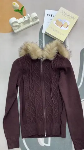 #tiktokshop #fashion #womens #tiktokshopblackfriday #spotlightfinds #ladies #timeoff #tiktokshopcybermonday #tiktokshopholidayhaul #tiktokshopnewyearnewaura #tiktokshoplastchance #winterbreak #fall #sports #sweater #scoop #coat 