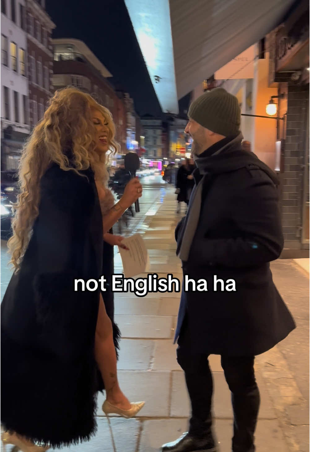 And #body #language 😝#nottinghill #nottingham 🤷🏽‍♀️ #not #english 😂 the absolute #joy on these #streets with all you #beautiful #people #tiaraskye #transkye #southafrica to #london #tiktok #fyp #fypシ゚ #fypツ #foryou #foryoupage #for #us #foru 