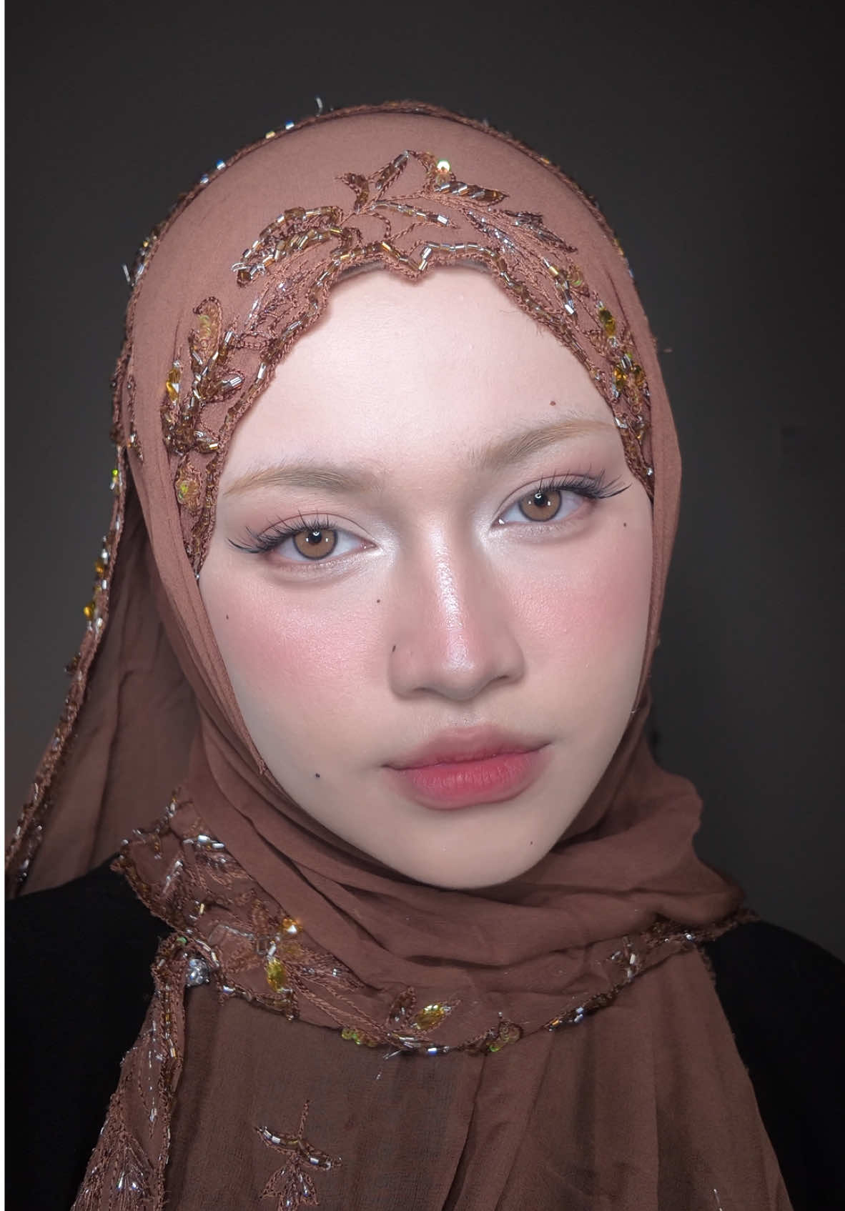 since ramai suka look ni, nanti kita buat tutorial hehe nantikan